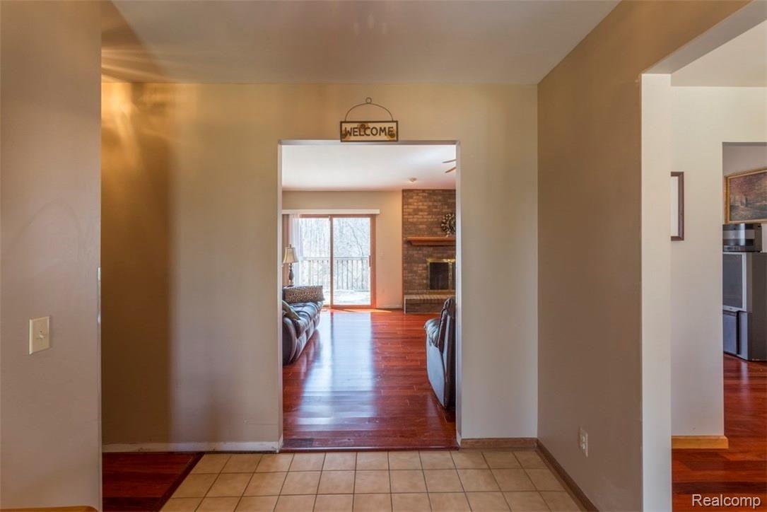 36800 Howard Road Farmington, MI 48331 - Photo 3 of 30 6-Howard_36800.jpg