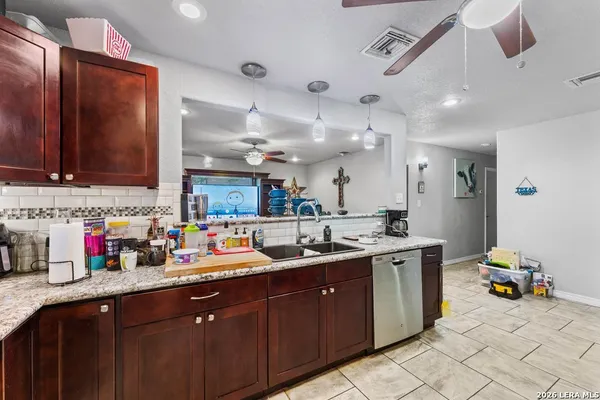 $225,000 | 145 Lost Forest Street, Live Oak, TX 78233