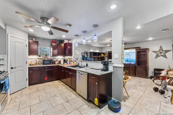 $225,000 | 145 Lost Forest Street, Live Oak, TX 78233