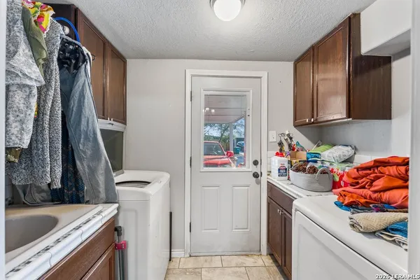 $225,000 | 145 Lost Forest Street, Live Oak, TX 78233