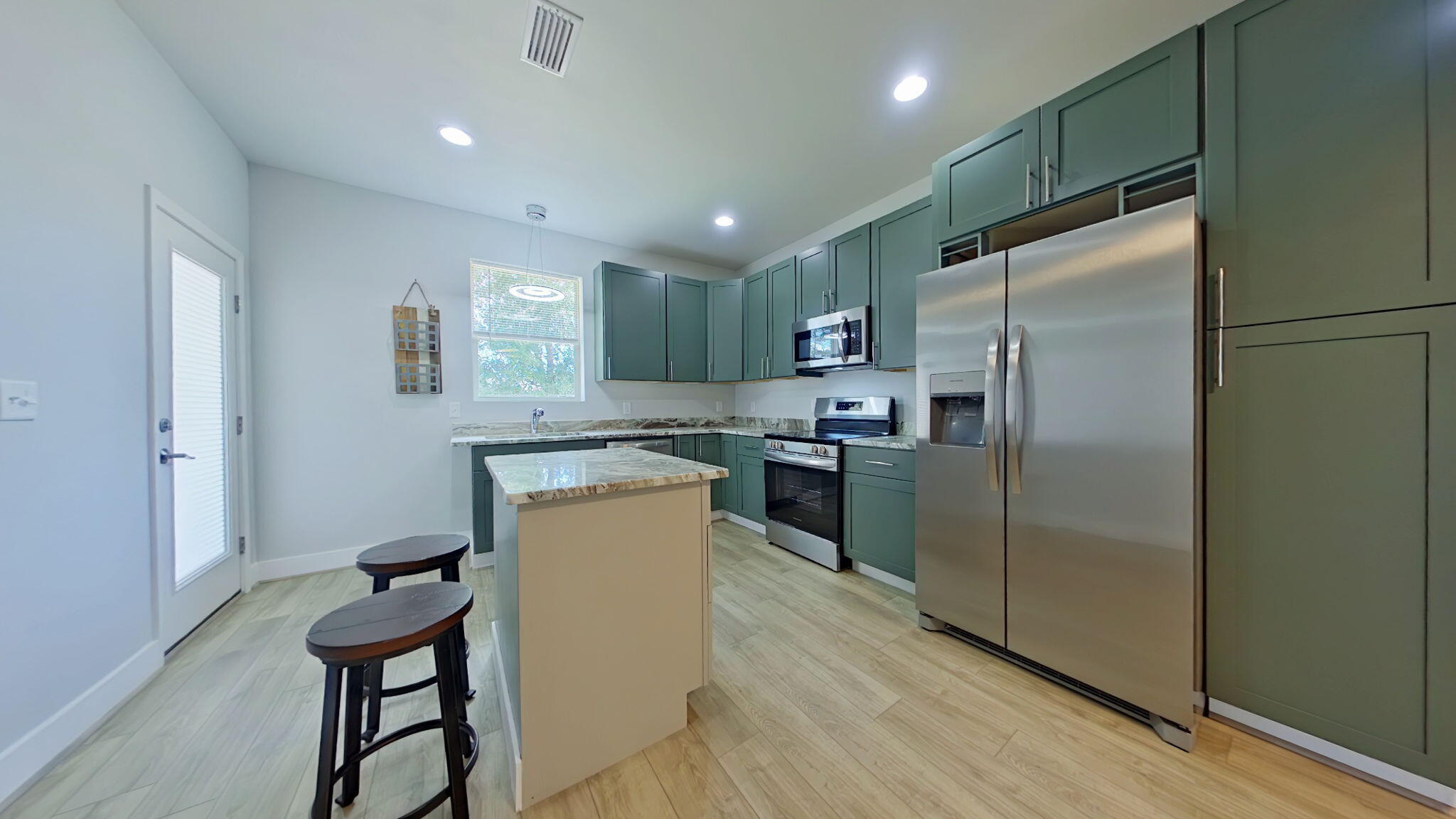 2720 Jewel Road Navarre, FL 32566 - Photo 5 of 27 15-web-or-mls-6 Kitchen-2