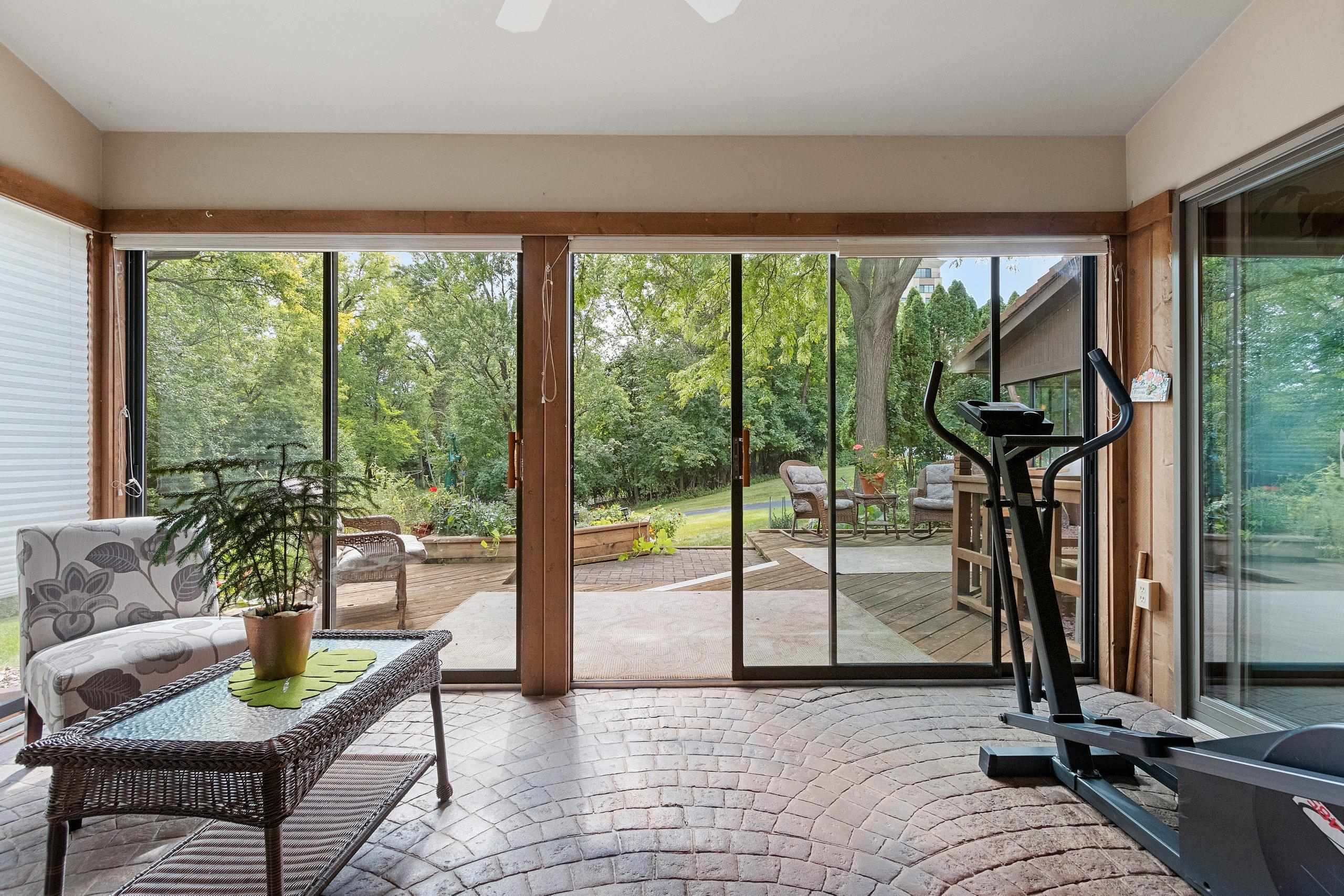 2661 Northern Road, Unit I Appleton, WI 54914 - Photo 15 of 83