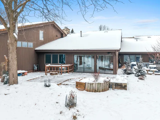 $369,900 | 2661 Northern Road, Unit I, Appleton, WI 54914