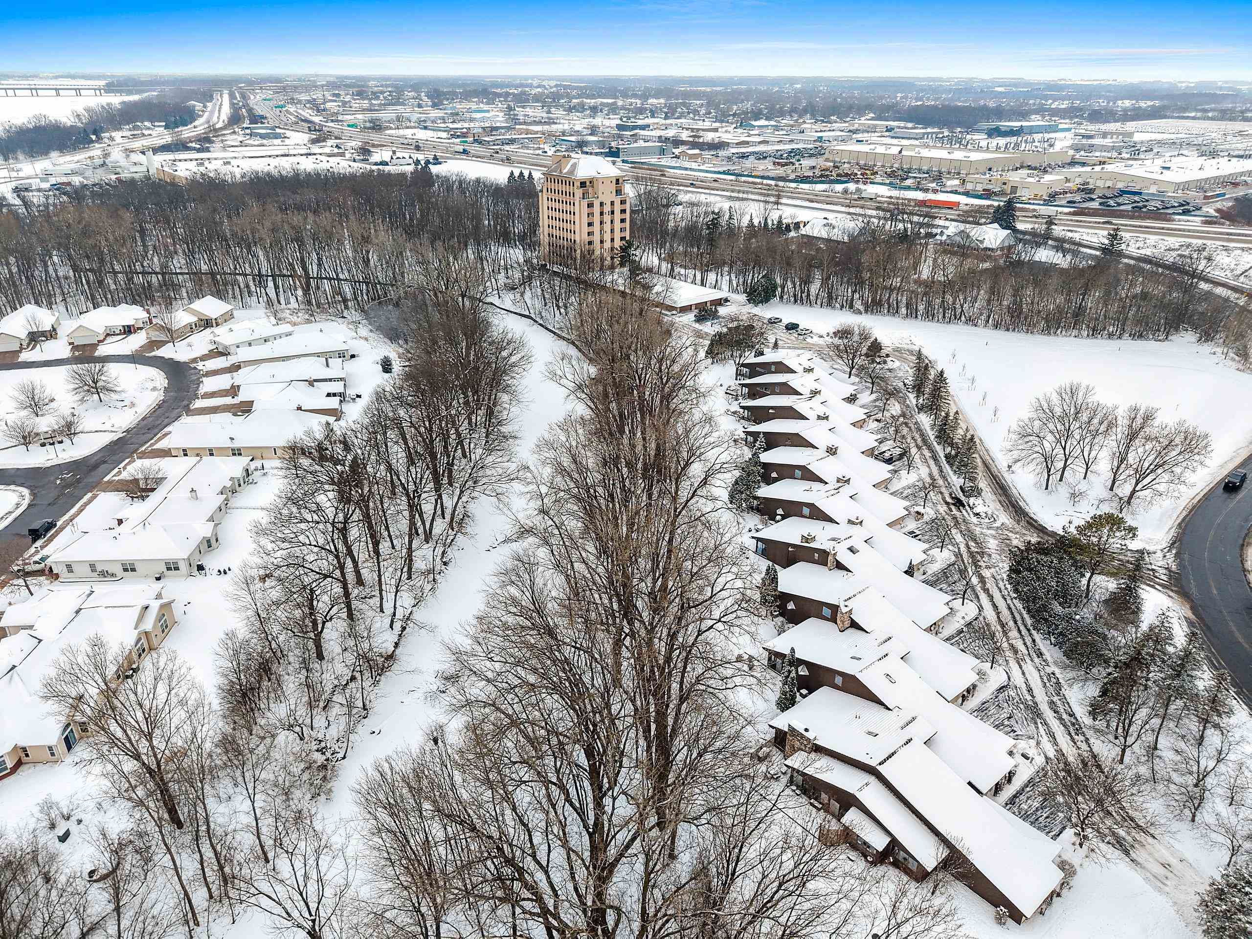 2661 Northern Road, Unit I Appleton, WI 54914 - Photo 47 of 83