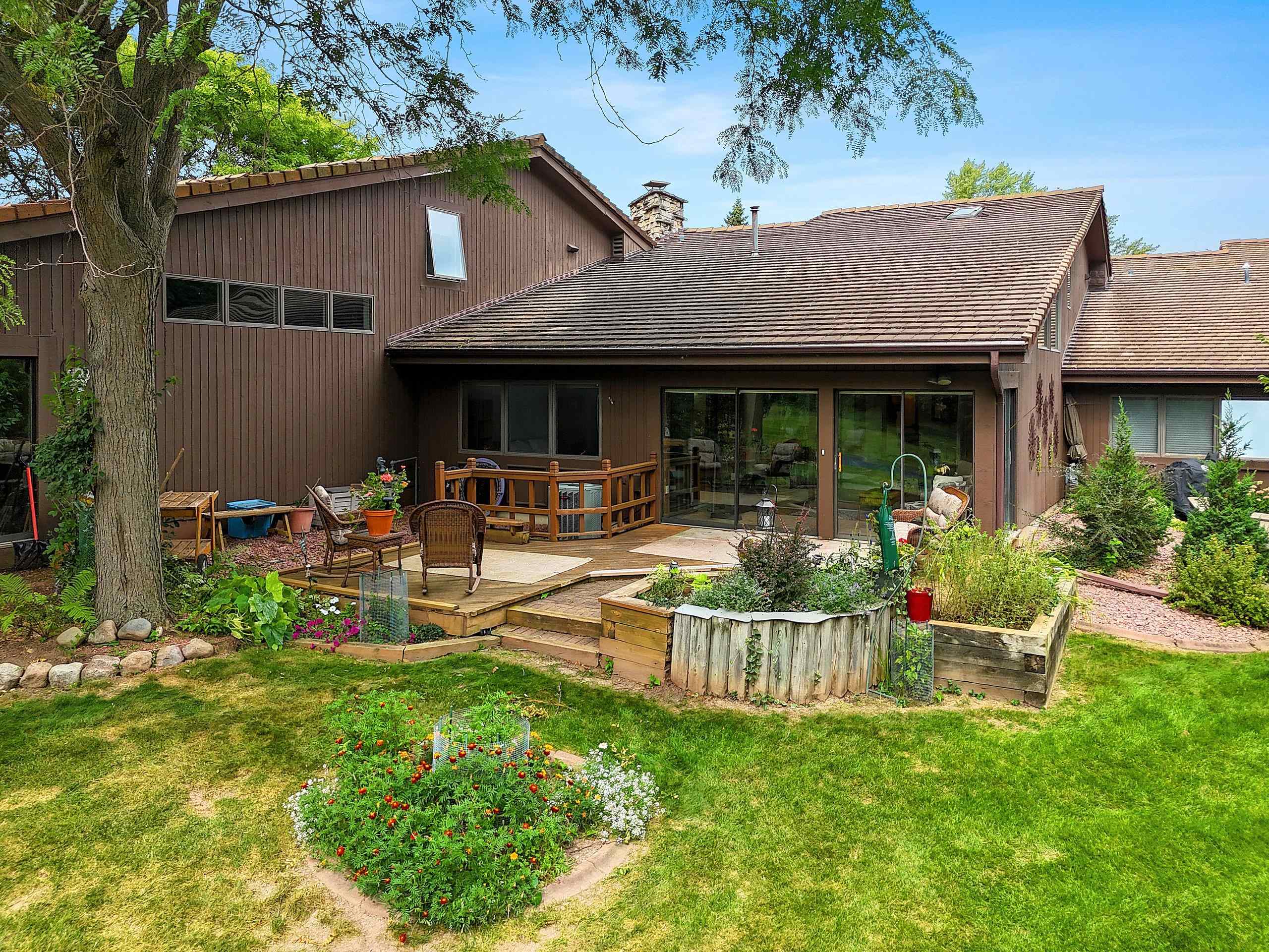 2661 Northern Road, Unit I Appleton, WI 54914 - Photo 7 of 83