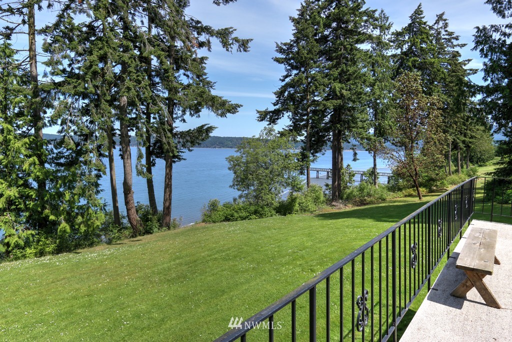 3227 West Sequim Bay Road Sequim, WA 98382 - Photo 1 of 20