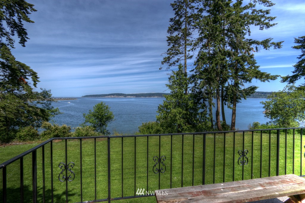 3227 West Sequim Bay Road Sequim, WA 98382 - Photo 5 of 20