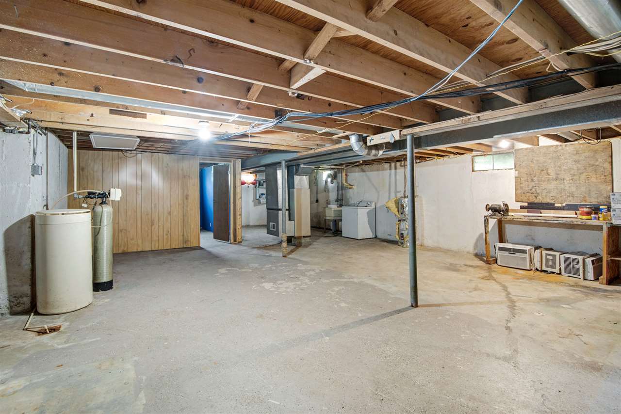 12391 North Genesee Road Clio, MI 48420 - Photo 19 of 23 31397889-18.JPG