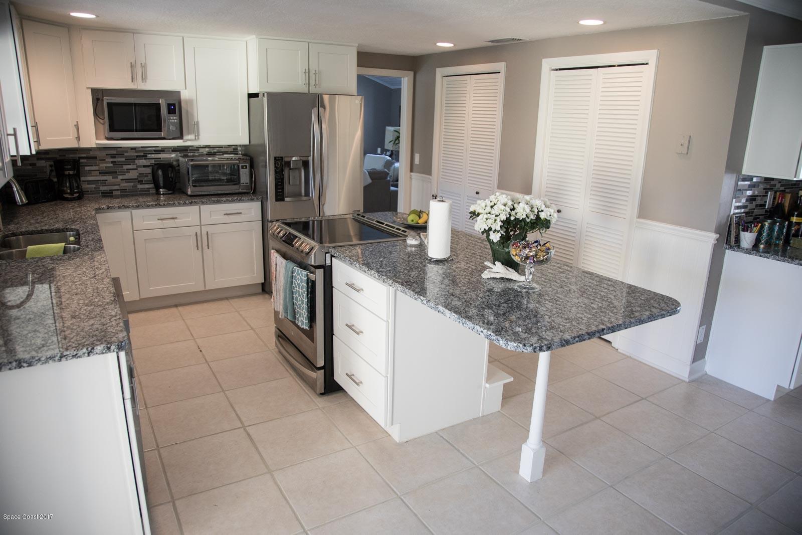 229 Sand Dollar Road Indialantic, FL 32903 - Photo 14 of 29 IA3A0009 1600px