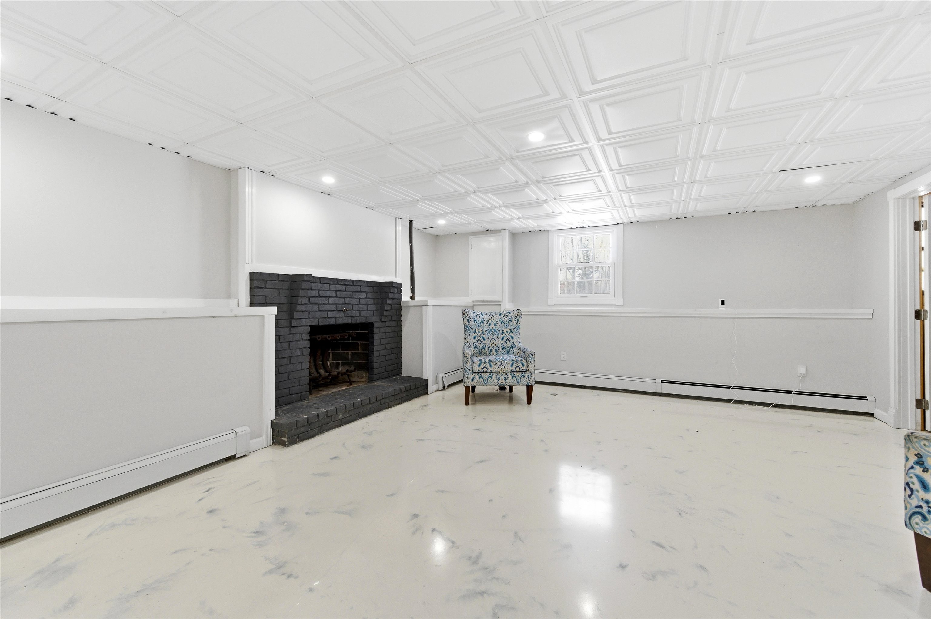 144 North Policy Street Salem, NH 03079 - Photo 44 of 52