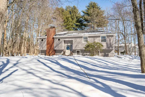 $639,900 | 144 North Policy Street, Salem, NH 03079
