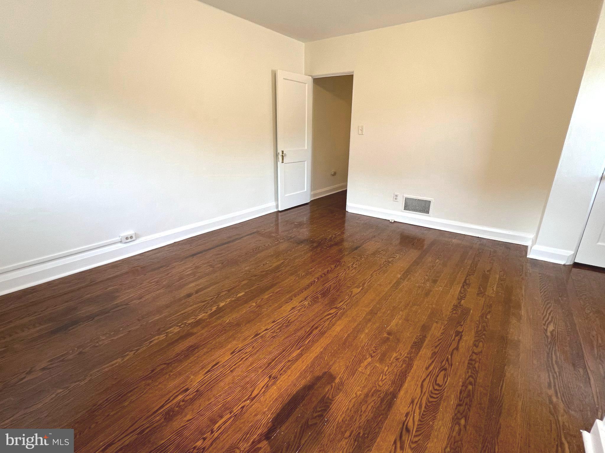 1628 Naturo Road Baltimore, MD 21286 - Photo 14 of 41
