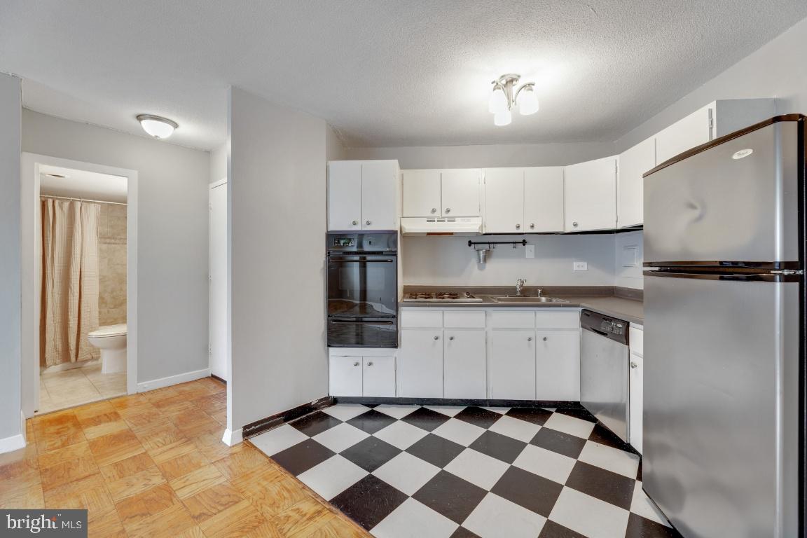 2201 L Street Northwest, Unit 605 Washington, DC 20037 - Photo 11 of 28