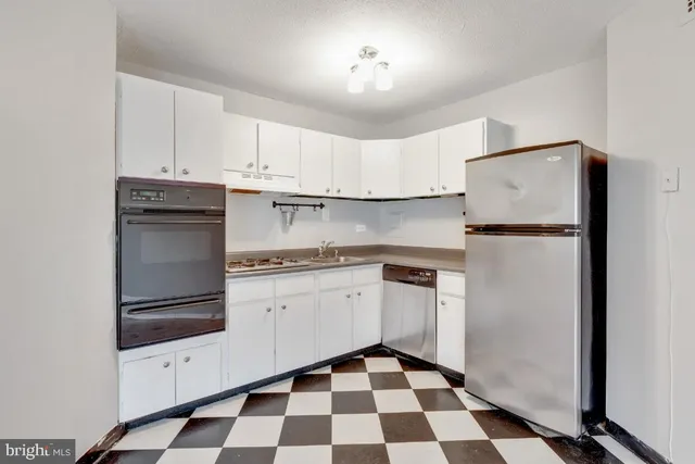 $2,300 | 2201 L Street Northwest, Unit 605, Washington, DC 20037