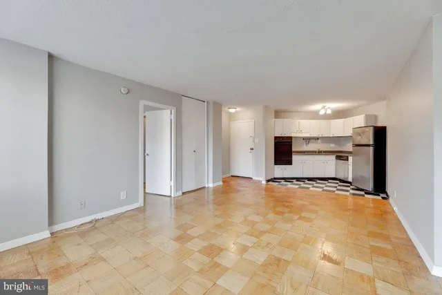 $2,300 | 2201 L Street Northwest, Unit 605, Washington, DC 20037