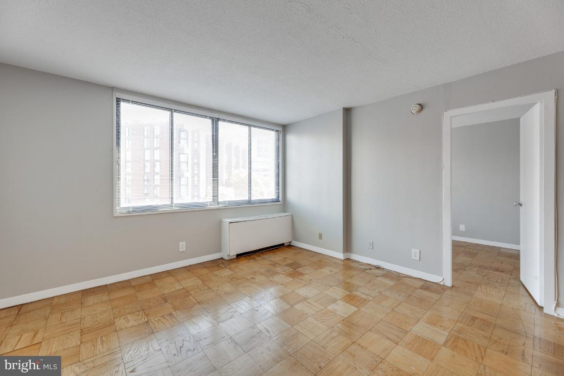 2201 L Street Northwest, Unit 605 Washington, DC 20037 - Photo 16 of 28