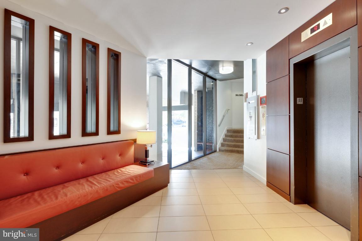 2201 L Street Northwest, Unit 605 Washington, DC 20037 - Photo 8 of 28