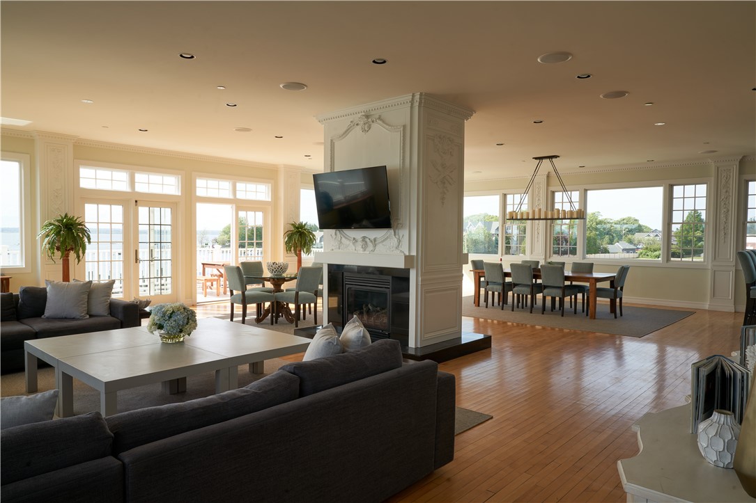 38 Bay Street, Unit W201/202 Westerly, RI 02891 - Photo 4 of 23