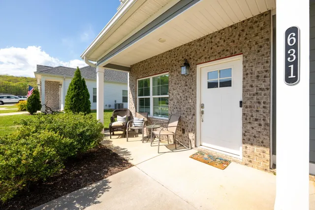 $249,700 | 631 Northeast Bellingham Drive, Unit 20D, Cleveland, TN 37312