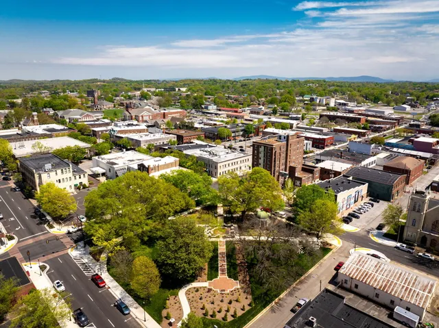 $249,700 | 631 Northeast Bellingham Drive, Unit 20D, Cleveland, TN 37312