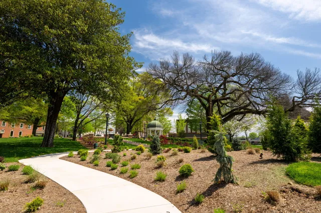 $249,700 | 631 Northeast Bellingham Drive, Unit 20D, Cleveland, TN 37312