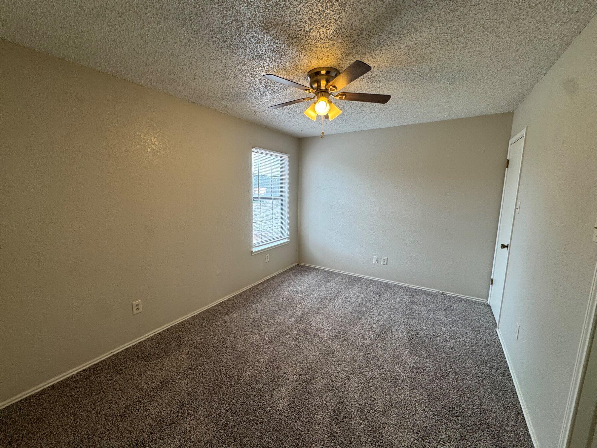 6110 36th Street, Unit 7 Lubbock, TX 79407 - Photo 7 of 11 IMG_5981