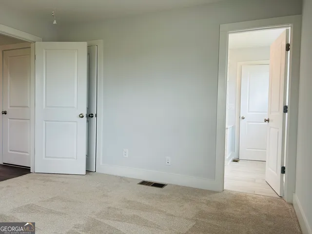 $2,600 | 425 Smokey Road, Newnan, GA 30263