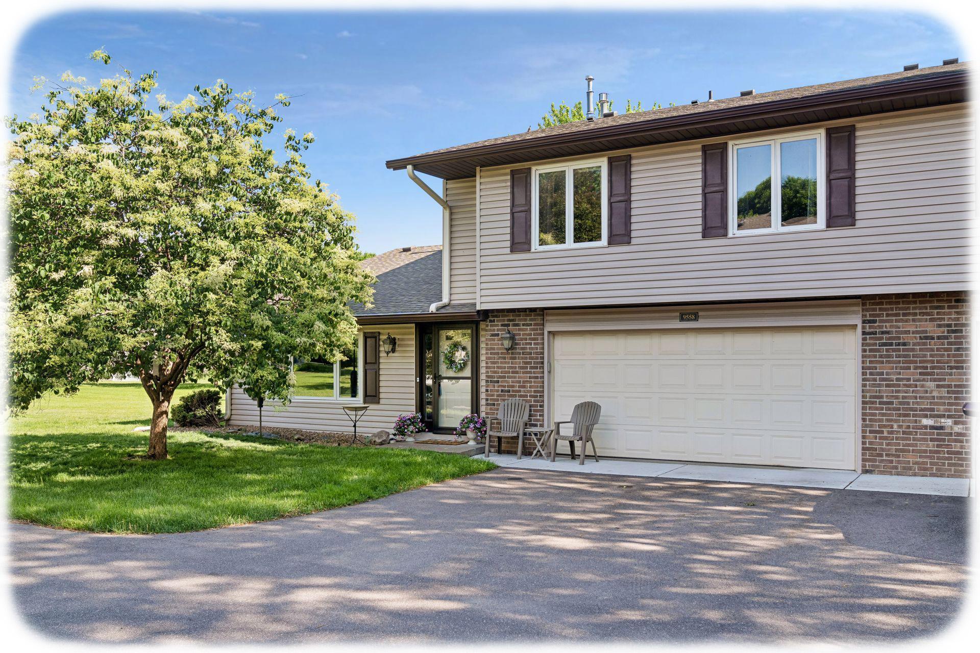 9558 Kingsview Lane North Maple Grove, MN 55369 - Photo 1 of 21