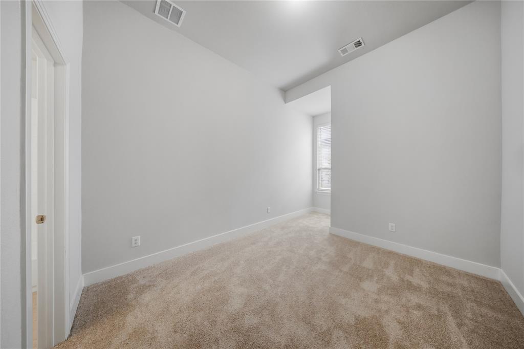 1665 Sheldon Drive Forney, TX 75126 - Photo 25 of 35