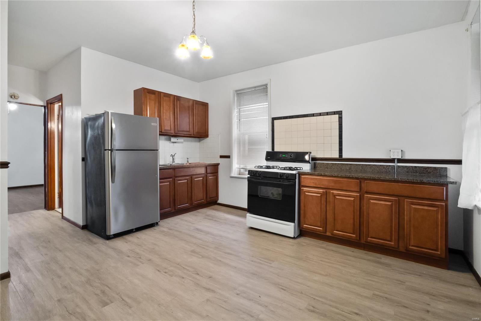 3533 Grace Avenue St. Louis, MO 63116 - Photo 11 of 15