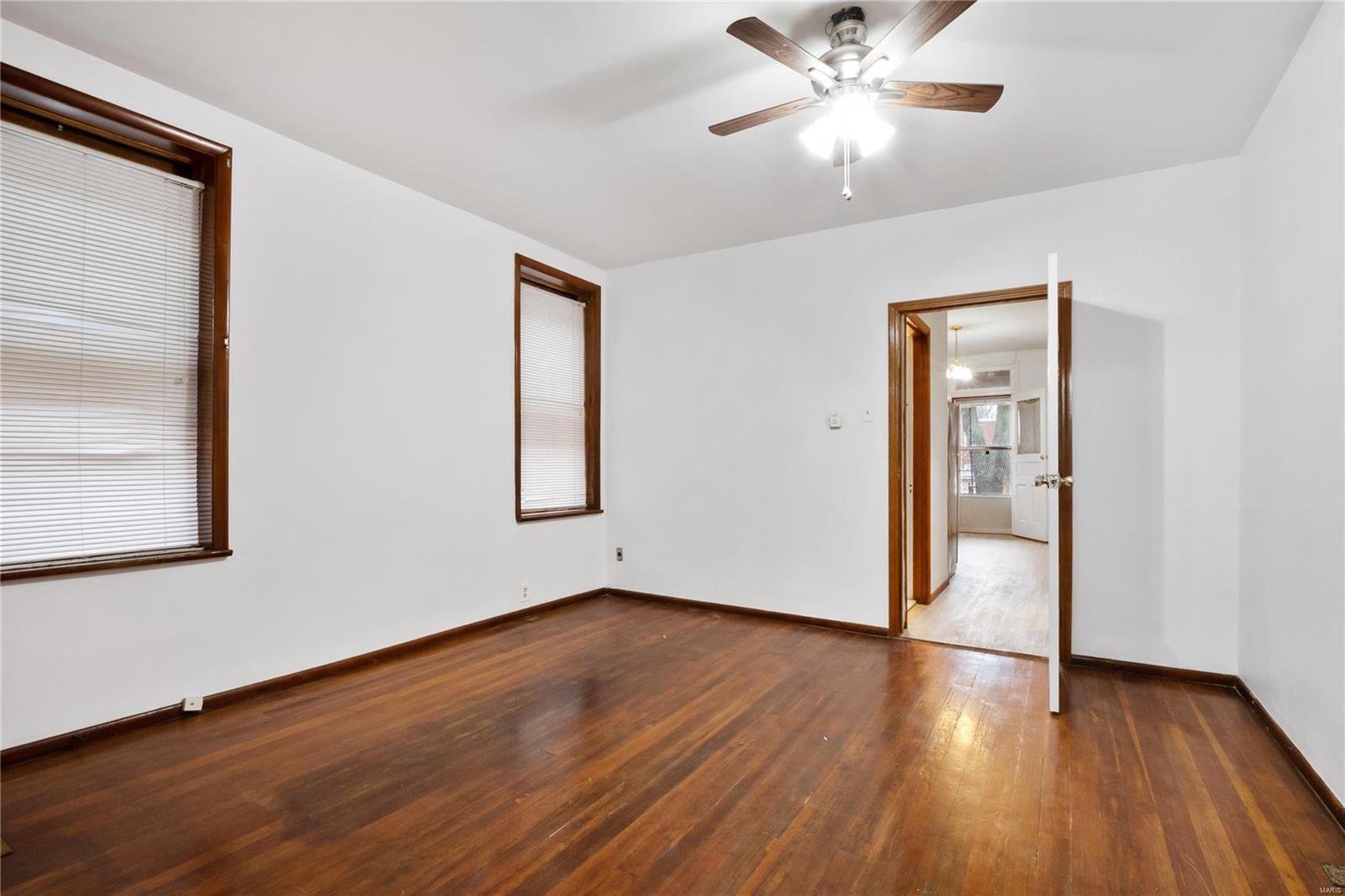 3533 Grace Avenue St. Louis, MO 63116 - Photo 6 of 15