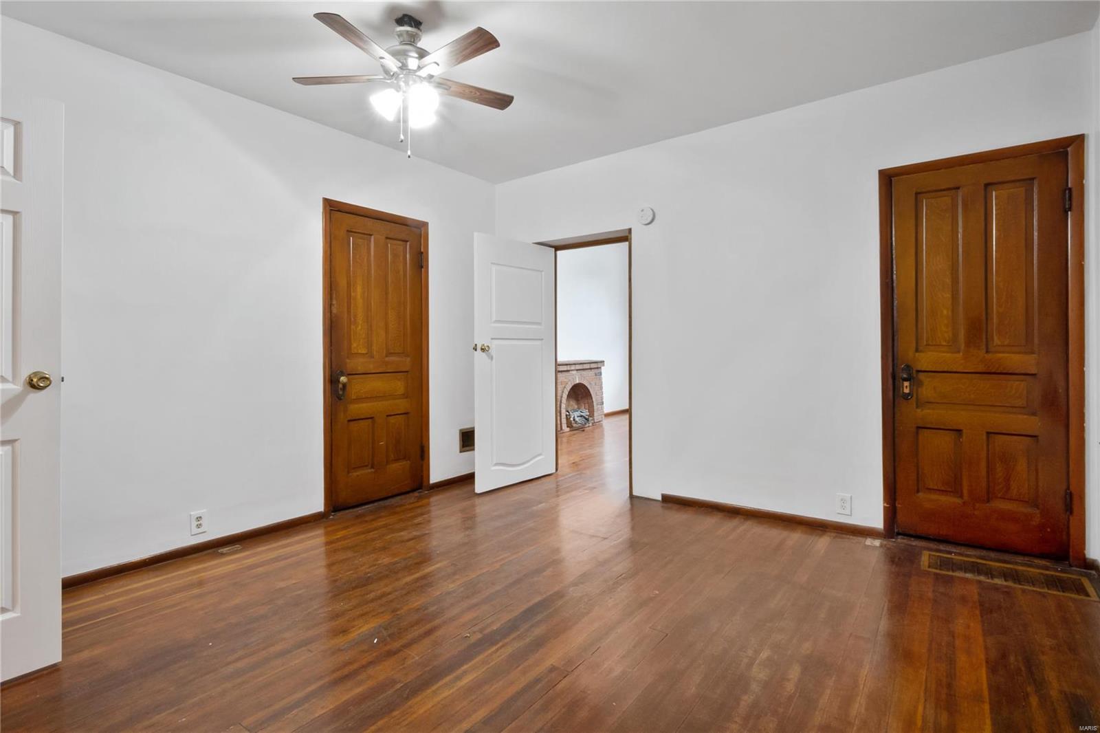 3533 Grace Avenue St. Louis, MO 63116 - Photo 7 of 15