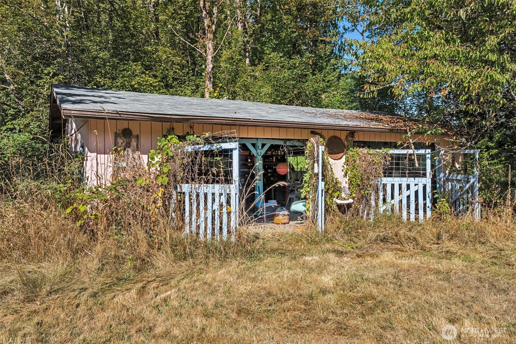 662 Cline Road Randle, WA 98377 - Photo 22 of 36 a view of a patio