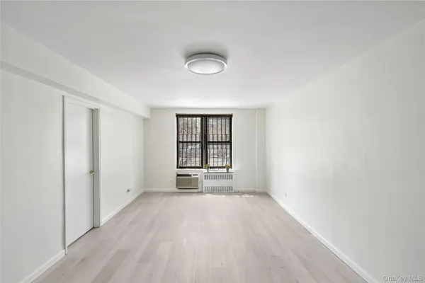 $468,000 | 86-04 Grand Avenue, Unit 2D | Nassau Heights