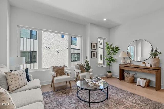 $689,000 | 2012 Moody, Durham, NC 27701