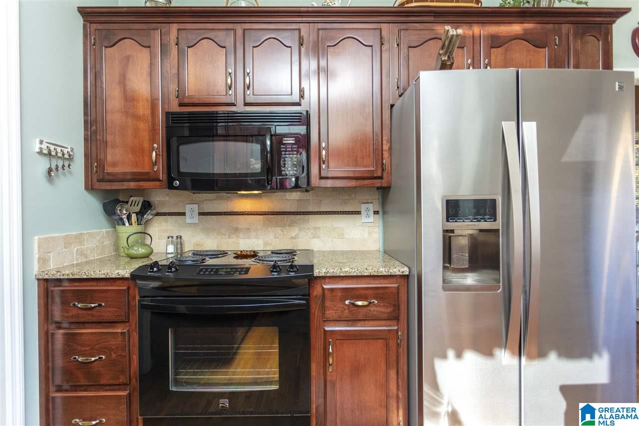 4041 South Shades Crest Road Birmingham, AL 35244 - Photo 9 of 45