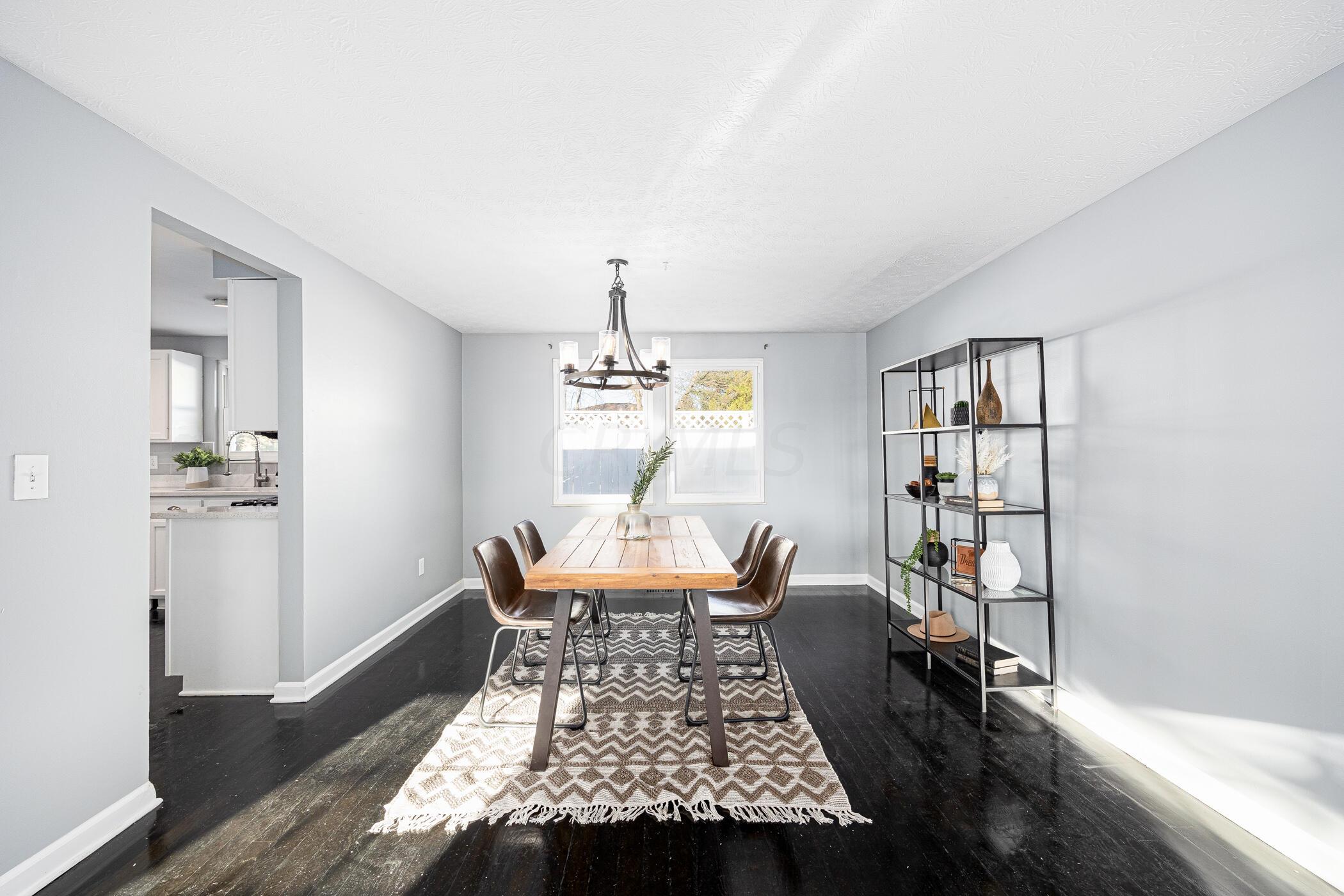 11621 Milnor Road Pickerington, OH 43147 - Photo 11 of 50 Dining room.
