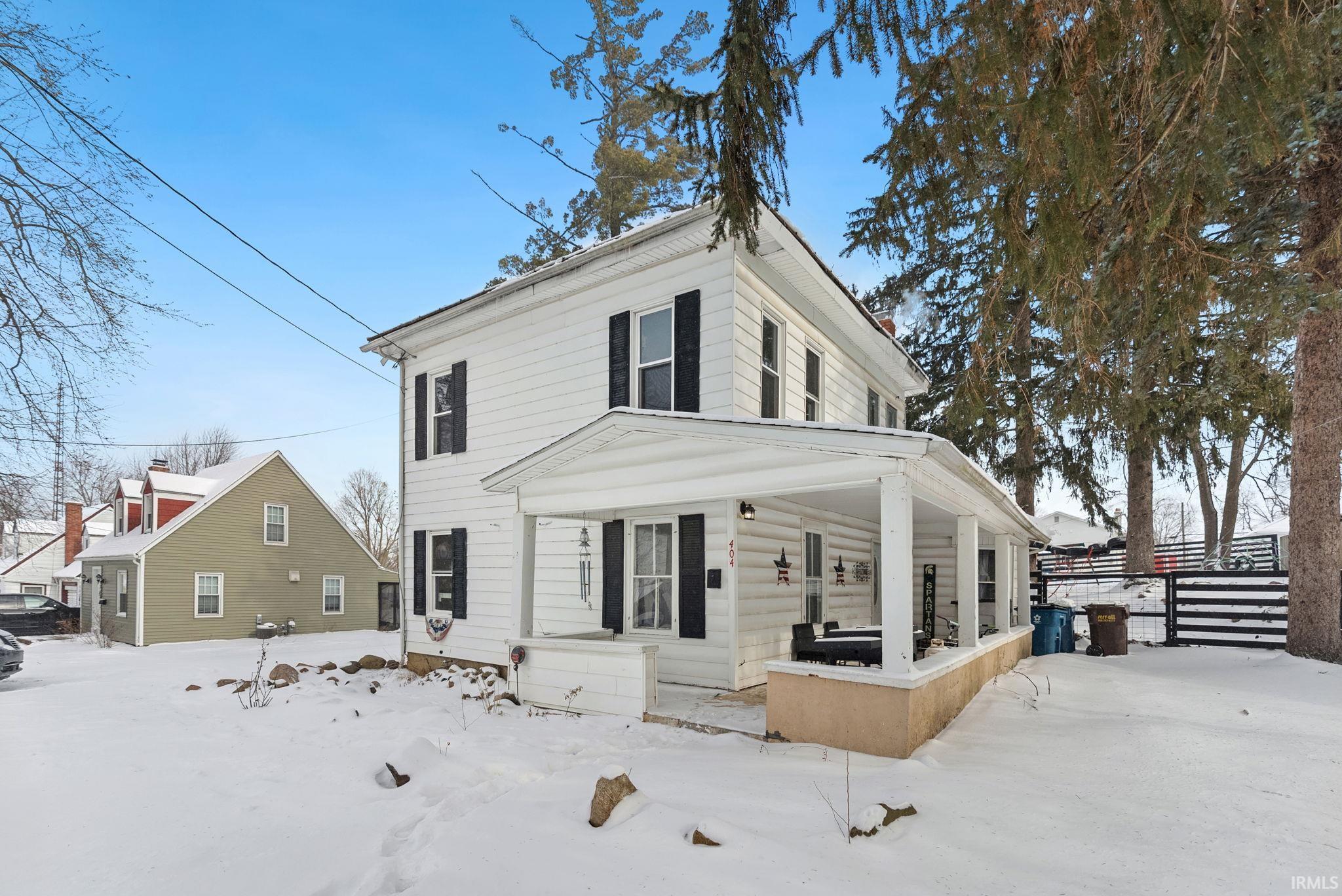 404 North Martha Street Angola, IN 46703 - Photo 3 of 27