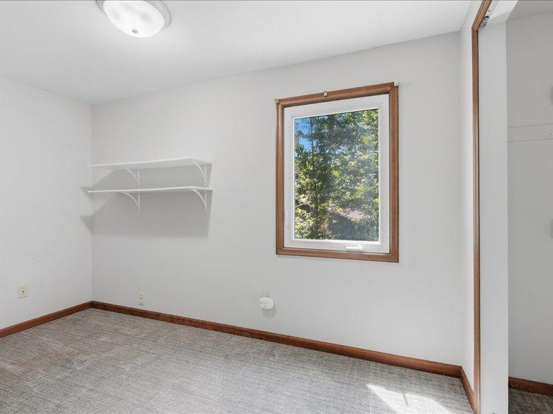 9331 Cedar Forest Road Eden Prairie, MN 55347 - Photo 26 of 41