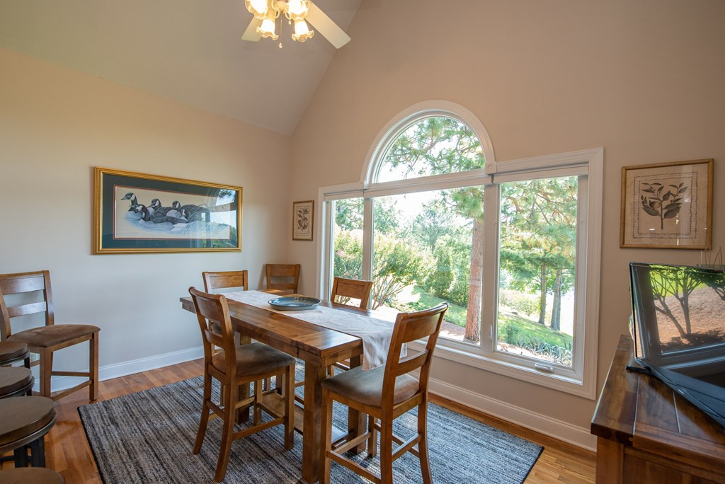 372 Forest Pines Road Aiken, SC 29803 - Photo 17 of 52 Breakfast Area