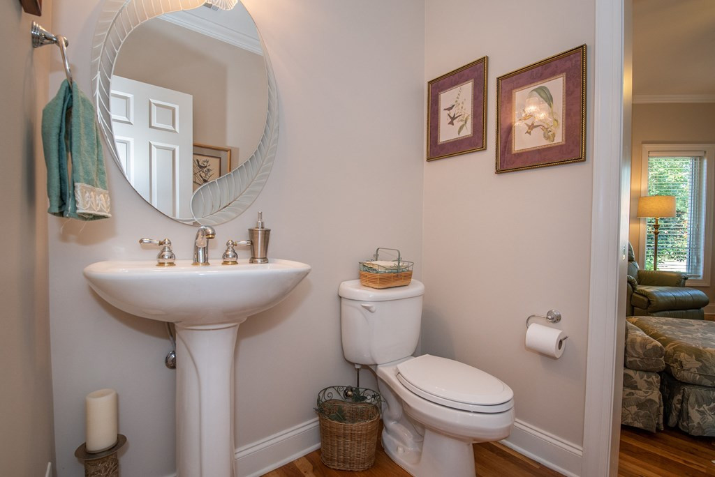 372 Forest Pines Road Aiken, SC 29803 - Photo 22 of 52 Half Bath