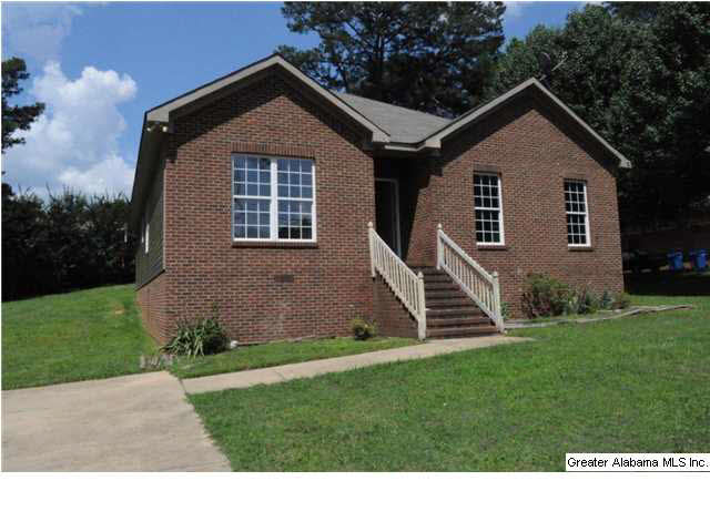 816 Overlook Circle Bessemer, AL 35023 - Photo 1 of 13
