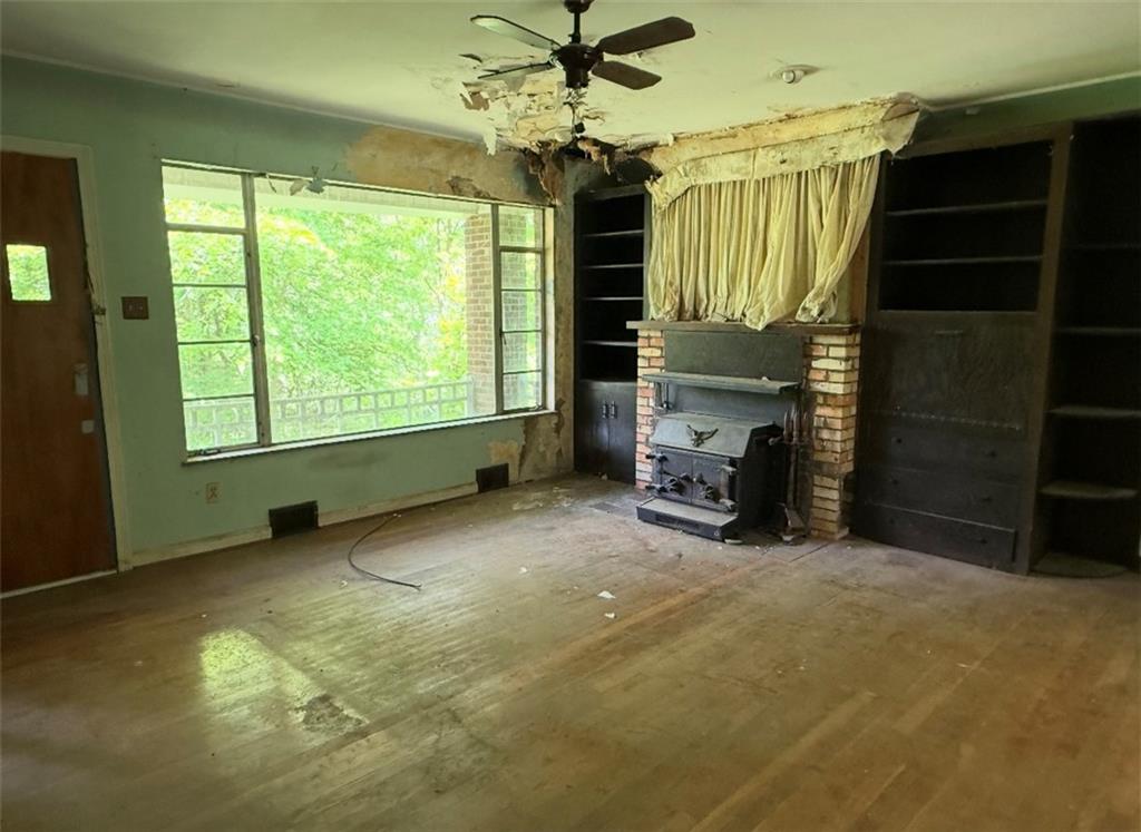 3641 Green Garden Road Aliquippa, PA 15001 - Photo 9 of 20
