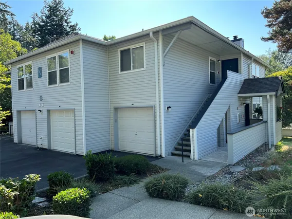 $2,600 | 33020 10th Avenue Southwest, Unit N302, Federal Way, WA 98023