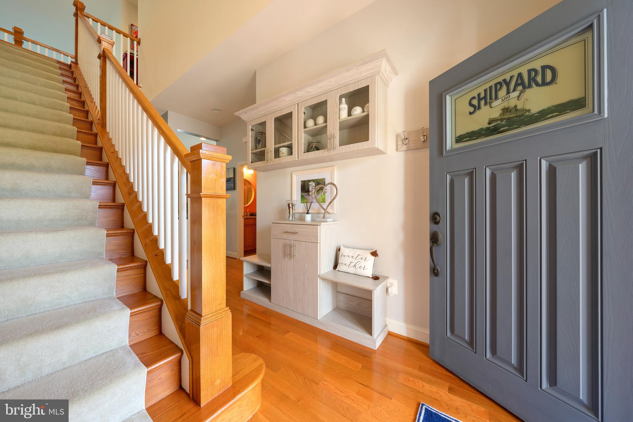 400 Shipyard Way Solomons, MD 20688 - Photo 33 of 100 Entrance Foyer