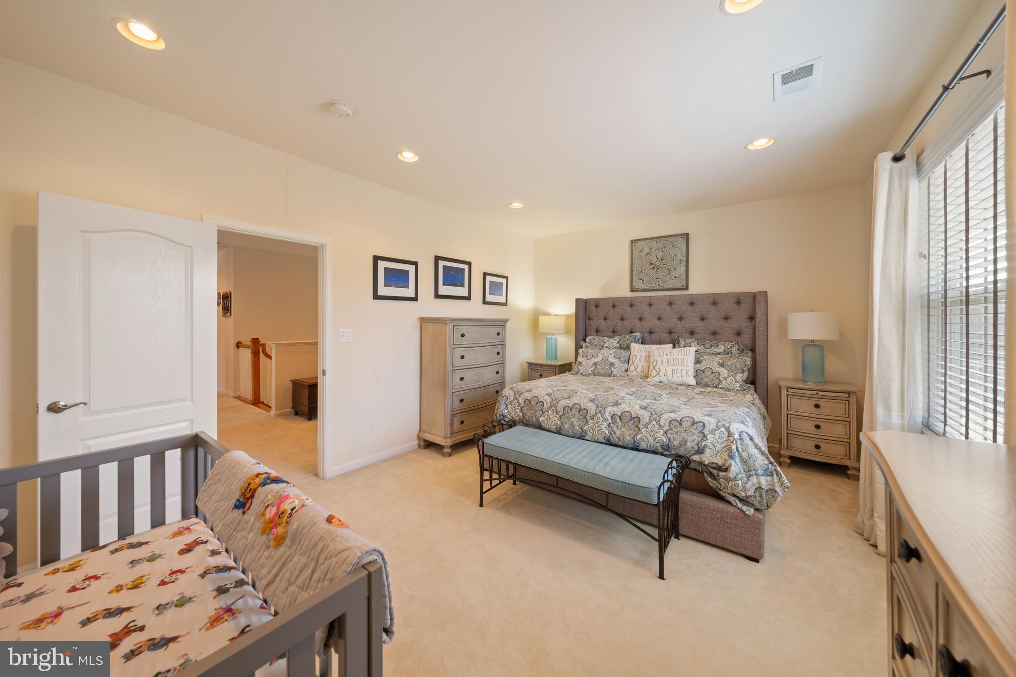 400 Shipyard Way Solomons, MD 20688 - Photo 39 of 100 Upper level Bedroom 2