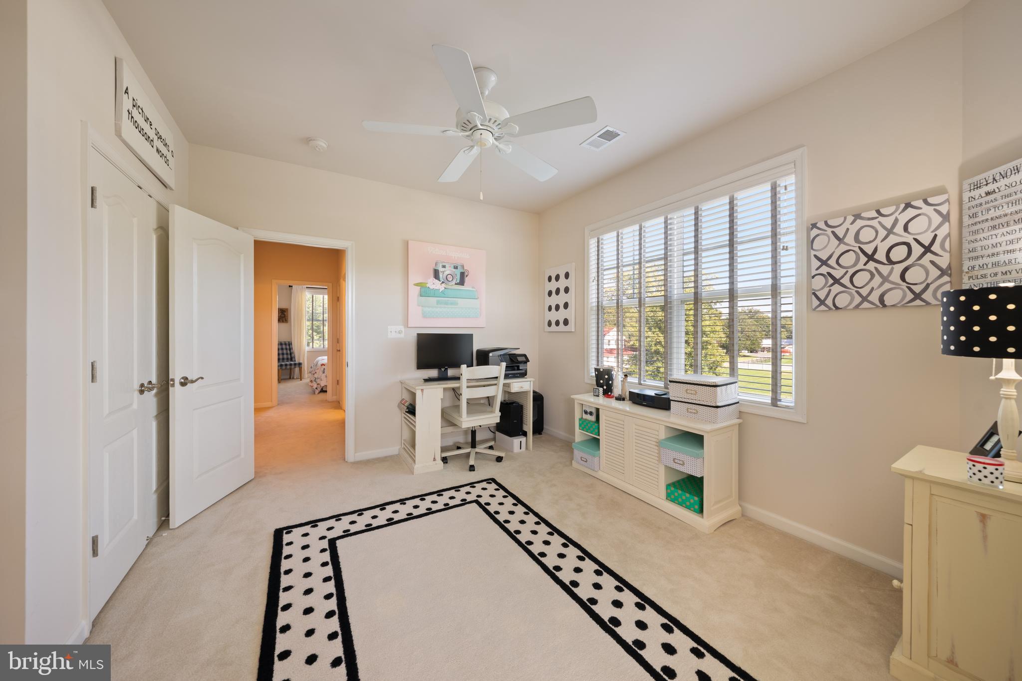 400 Shipyard Way Solomons, MD 20688 - Photo 48 of 100 a very nice looking room with a large window