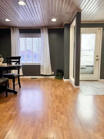 $85,000 | 1927 Washington Avenue, Vincennes, IN 47591