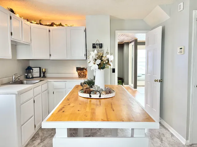 $85,000 | 1927 Washington Avenue, Vincennes, IN 47591