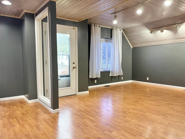 $85,000 | 1927 Washington Avenue, Vincennes, IN 47591